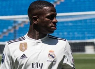 Tite convoca seleção com Vinicius Junior e Daniel Alves para amistosos em março