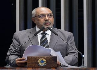 Aprovada multa para empresas por discriminação salarial de mulheres