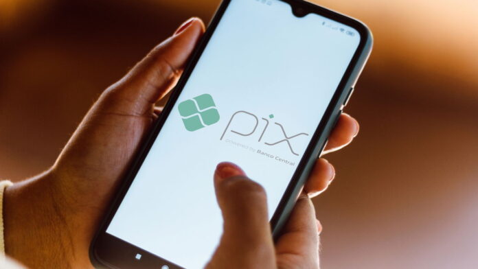 CPF Irregular e Pix: Entenda o Cancelamento e Regularize na Receita