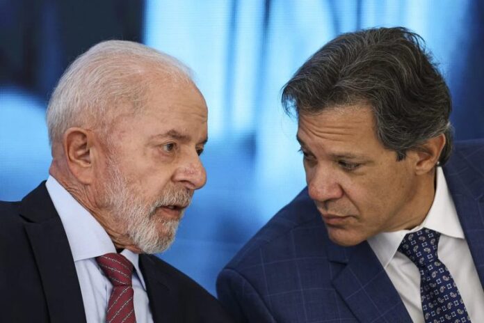 Lula assina PL para isenção do IR até R$ 5 mil a partir de 2026