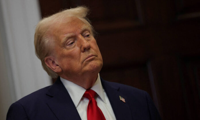 Queda de popularidade de Trump se intensifica, apontam pesquisas