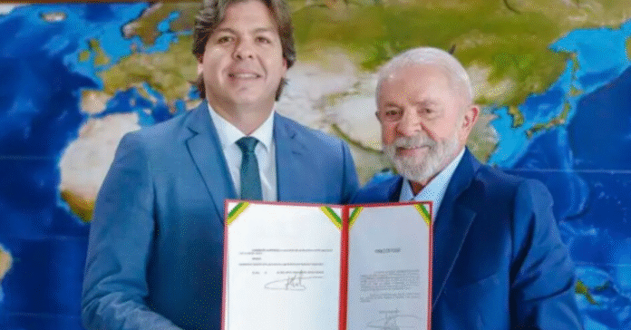 Frederico de Siqueira é o novo ministro das Comunicações no Brasil