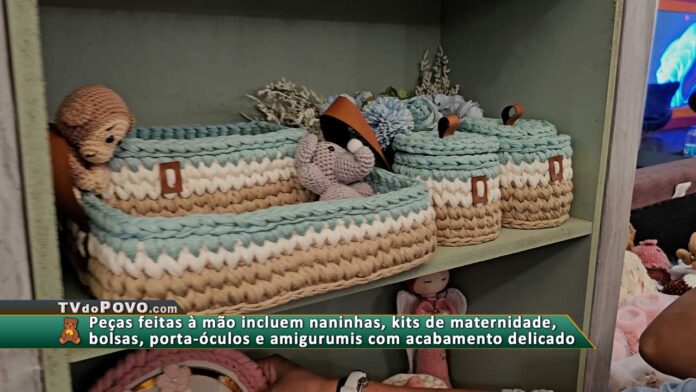 Valéria Cordeiro encanta com crochê personalizado para bebês, decoração e presentes