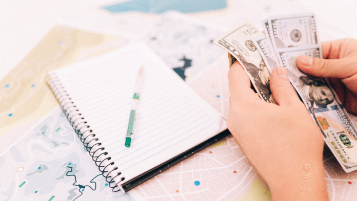 Turismo no Brasil bate recorde de receita em abril