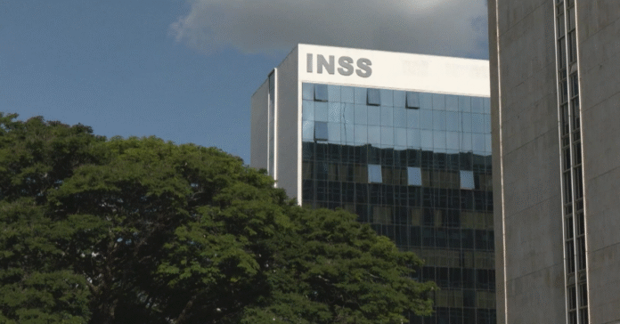 Governo vai ressarcir aposentados vítimas de fraude no INSS com verba pública