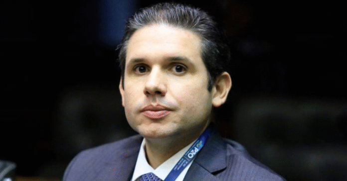 Presidente da Câmara critica taxações sobre LCI e apostas