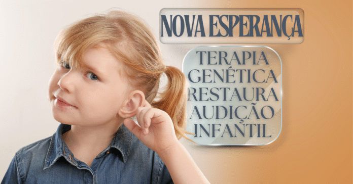 Nova esperança: terapia genética restaura audição infantil Menina loira toca o ouvido com leve sorriso, destacando nova terapia genética que devolve audição a crianças com surdez hereditária.