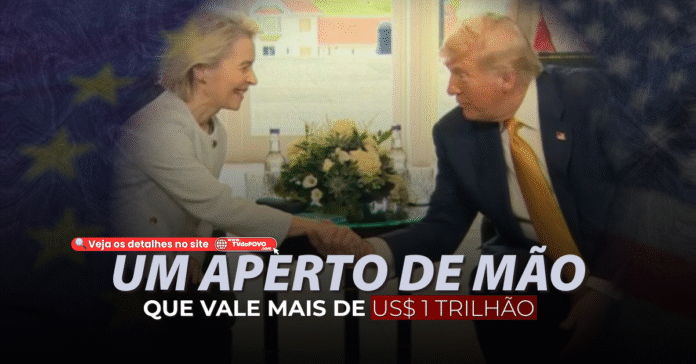 Aperto de mão entre Donald Trump e Ursula von der Leyen simboliza acordo tarifário entre EUA e União Europeia