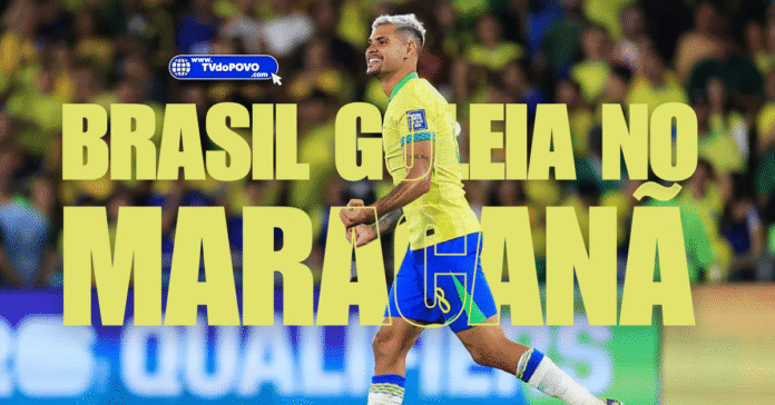 Jogador da Seleção Brasileira comemora em campo com uniforme amarelo após vitória no Maracanã