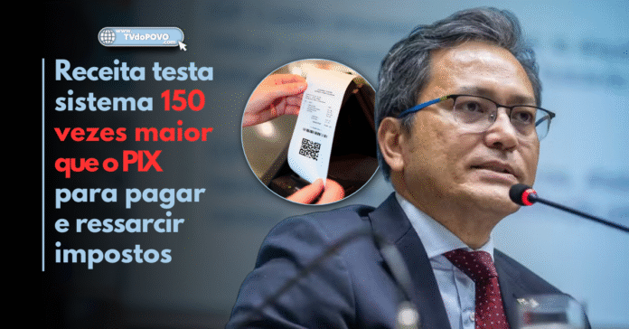 Homem em terno e gravata fala ao microfone durante audiência pública; ao lado, destaque mostra nota fiscal com QR Code.