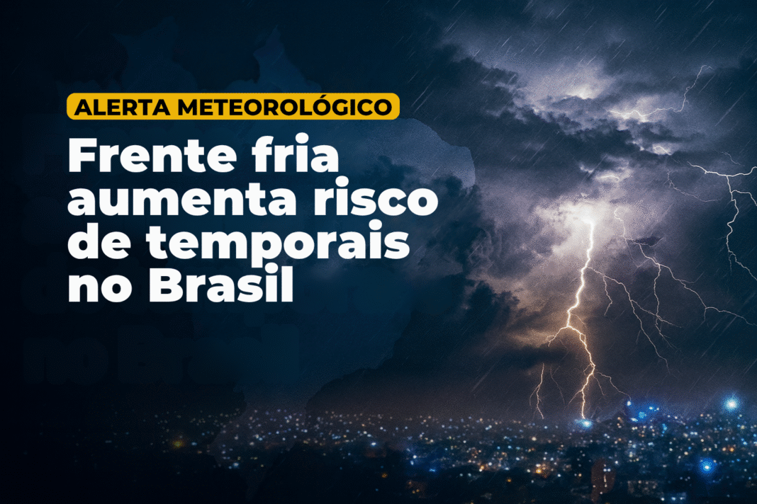 Frente fria provoca temporais no Brasil com raios, nuvens carregadas e clima severo sobre área urbana à noite.