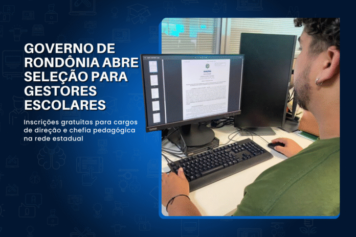 Servidor analisa edital da Seduc-RO durante o processo seletivo para gestores escolares da rede estadual