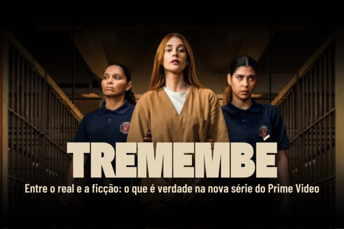 Cena da série Tremembé mostra mulher escoltada por agentes penitenciárias, simbolizando o contraste entre realidade e ficção.